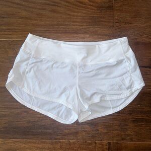 White LuluLemon 2.5 Speed Up Shorts Size 6